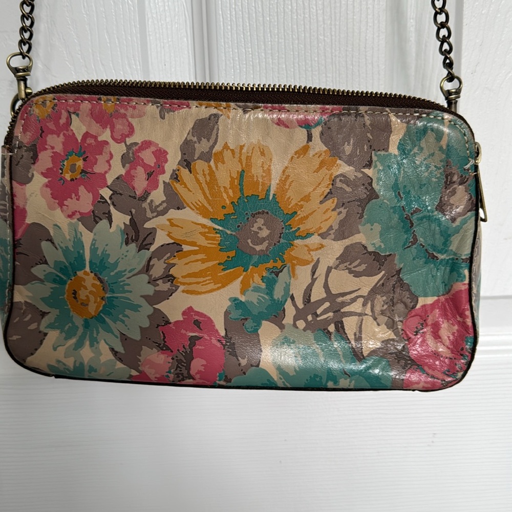Patricia Nash crossbody gently used - Picture 2 of 8